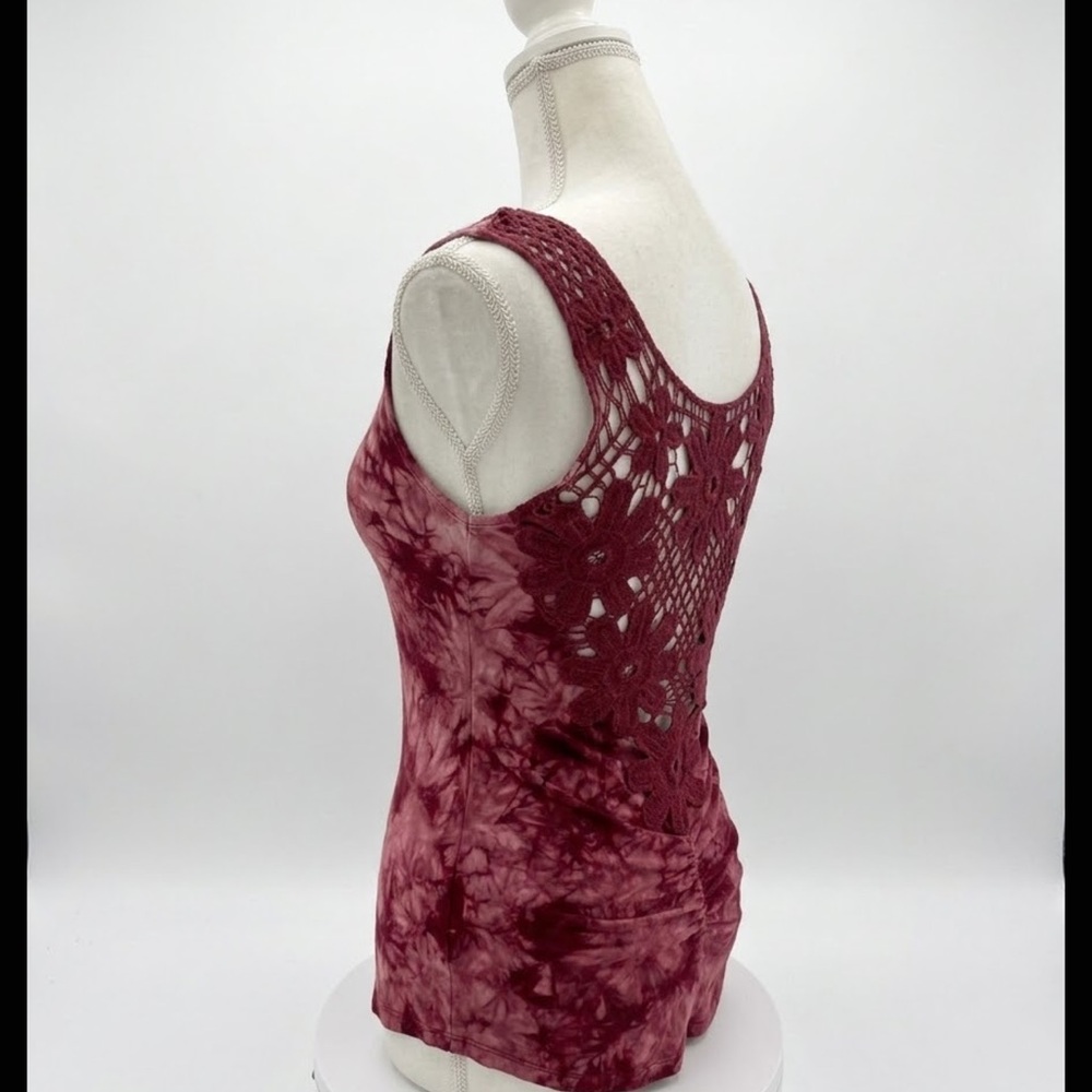 VENUS Burgundy Tie-Dye Tank with Crochet Floral Back